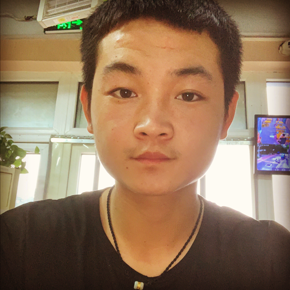 平湖迎温柔的照片