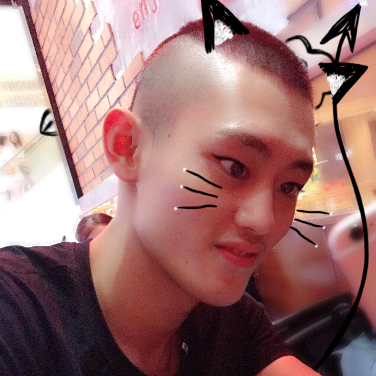 孤独的小伙伴的照片