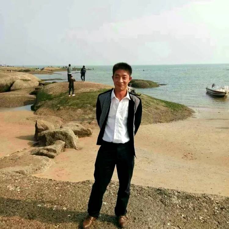 寂寞的小男人11的照片