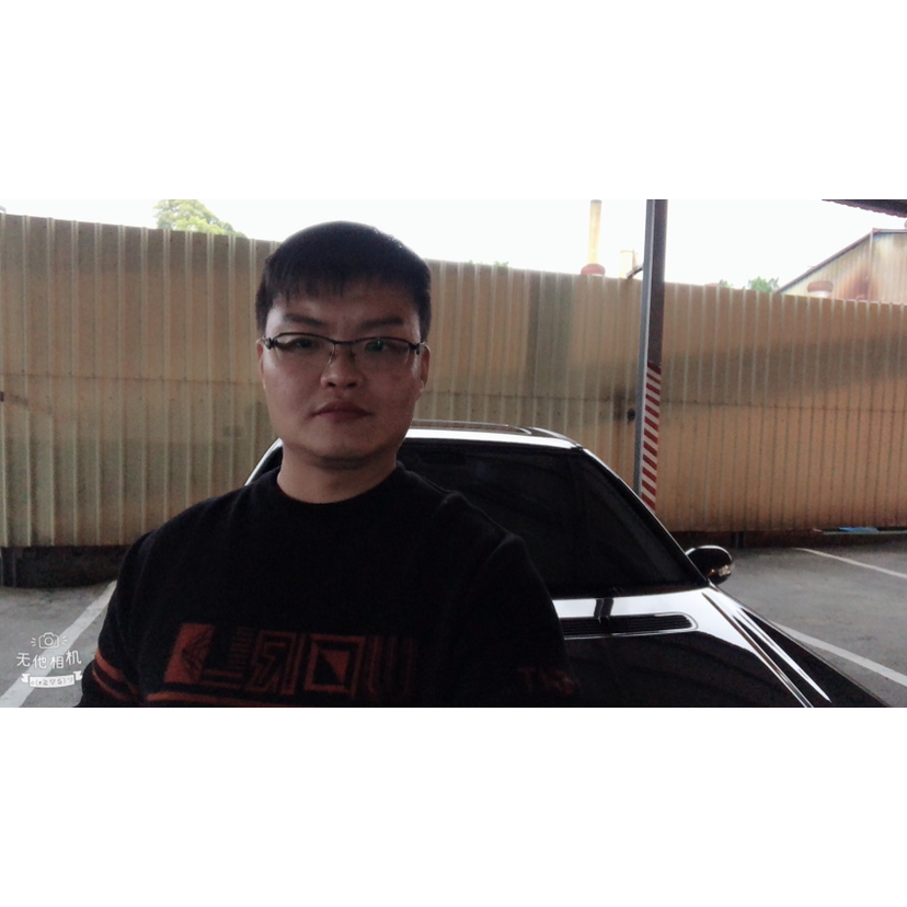 严翔的照片