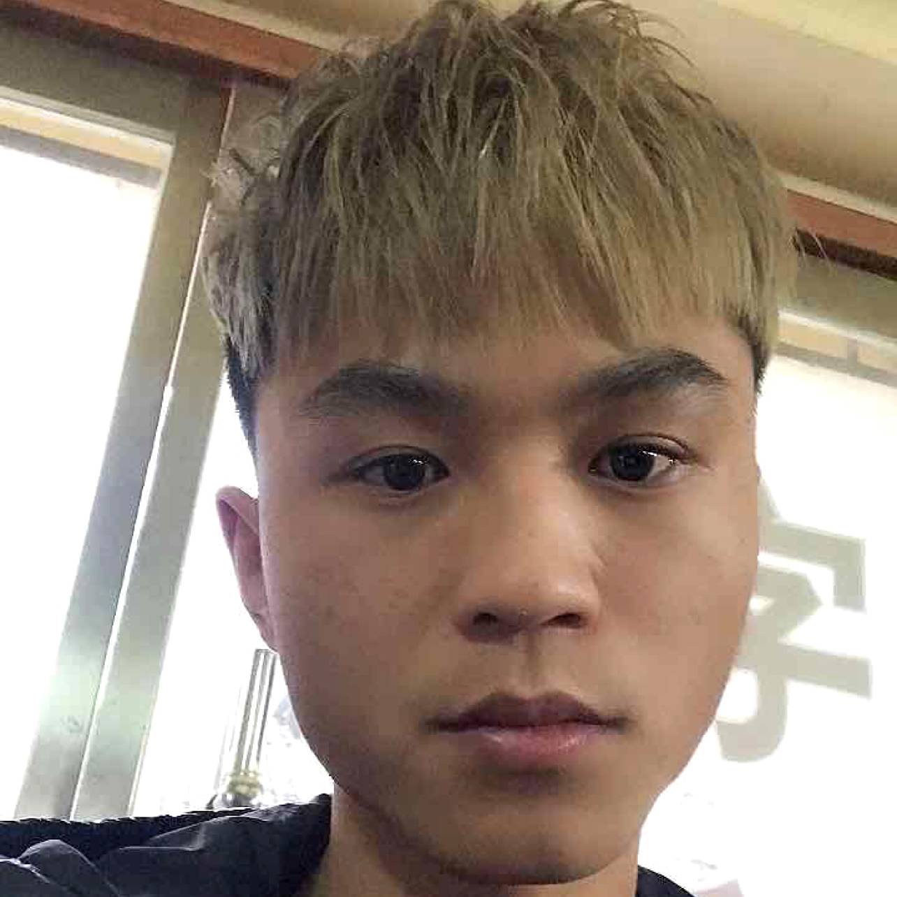 曲奇给满意的照片