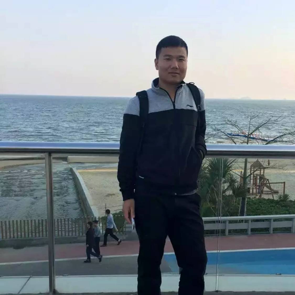 曹威威的照片