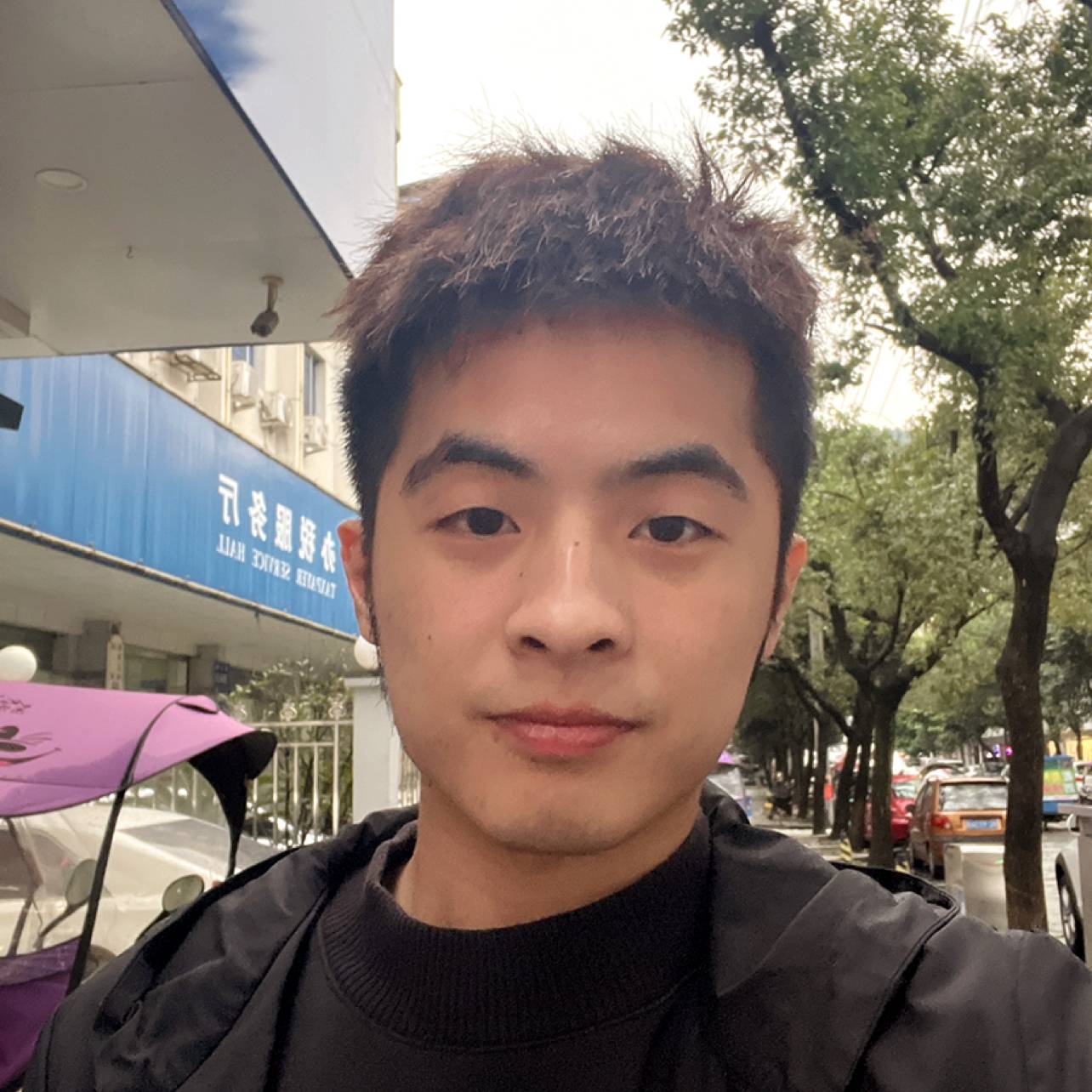 小懒虫凝眸纯真的照片