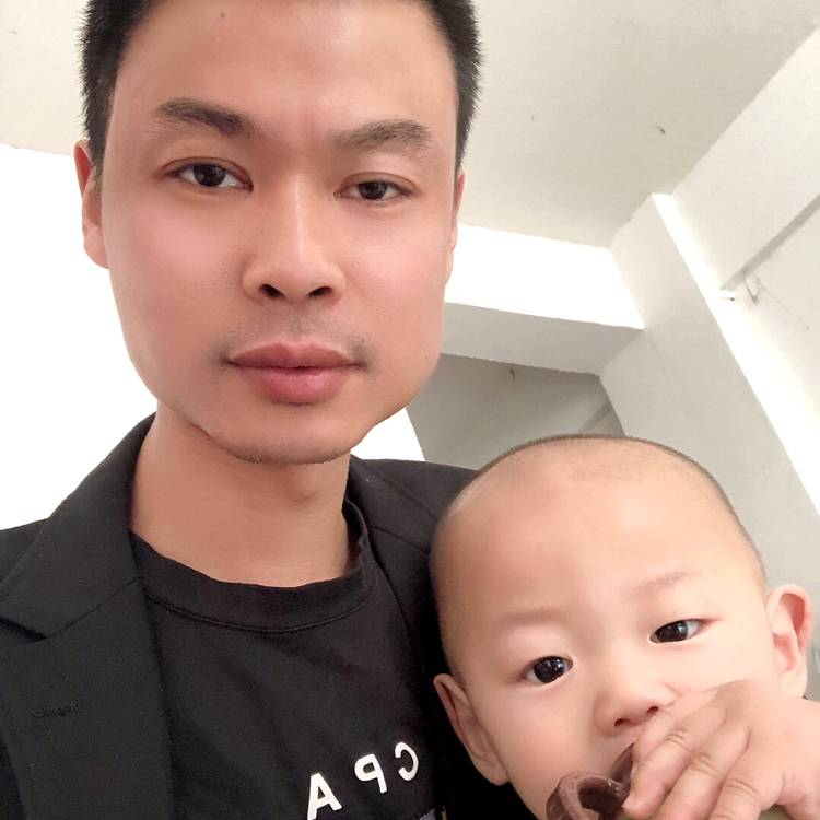 饿狼嚎的照片