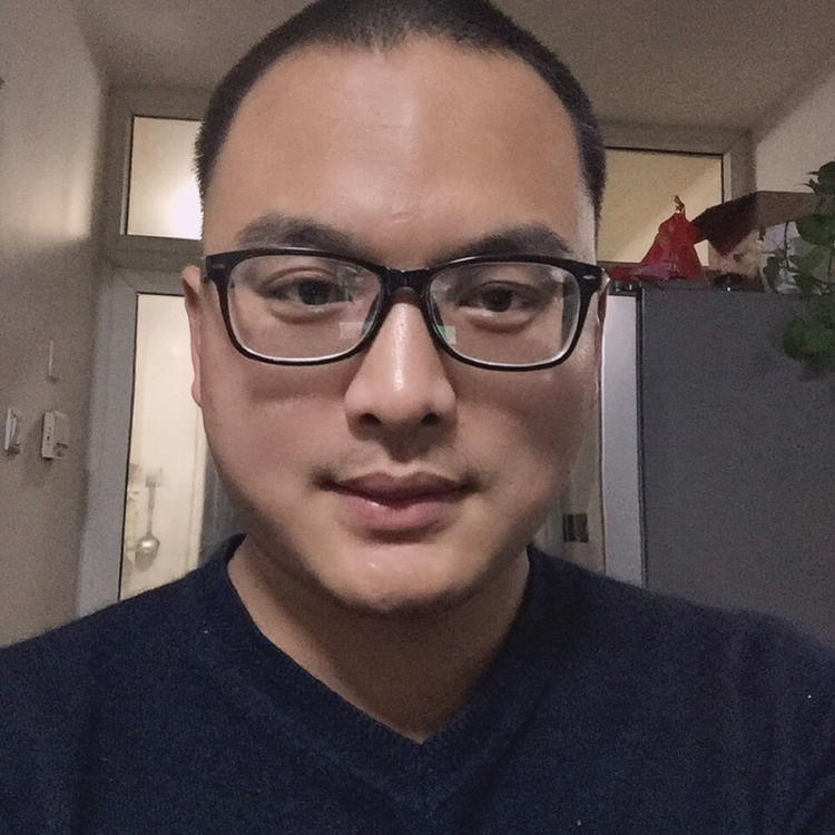 夕阳文静的照片