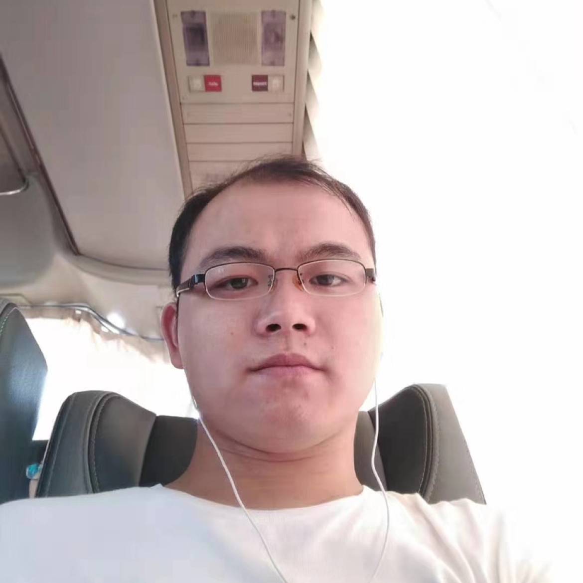 无聊邂逅呓语的照片