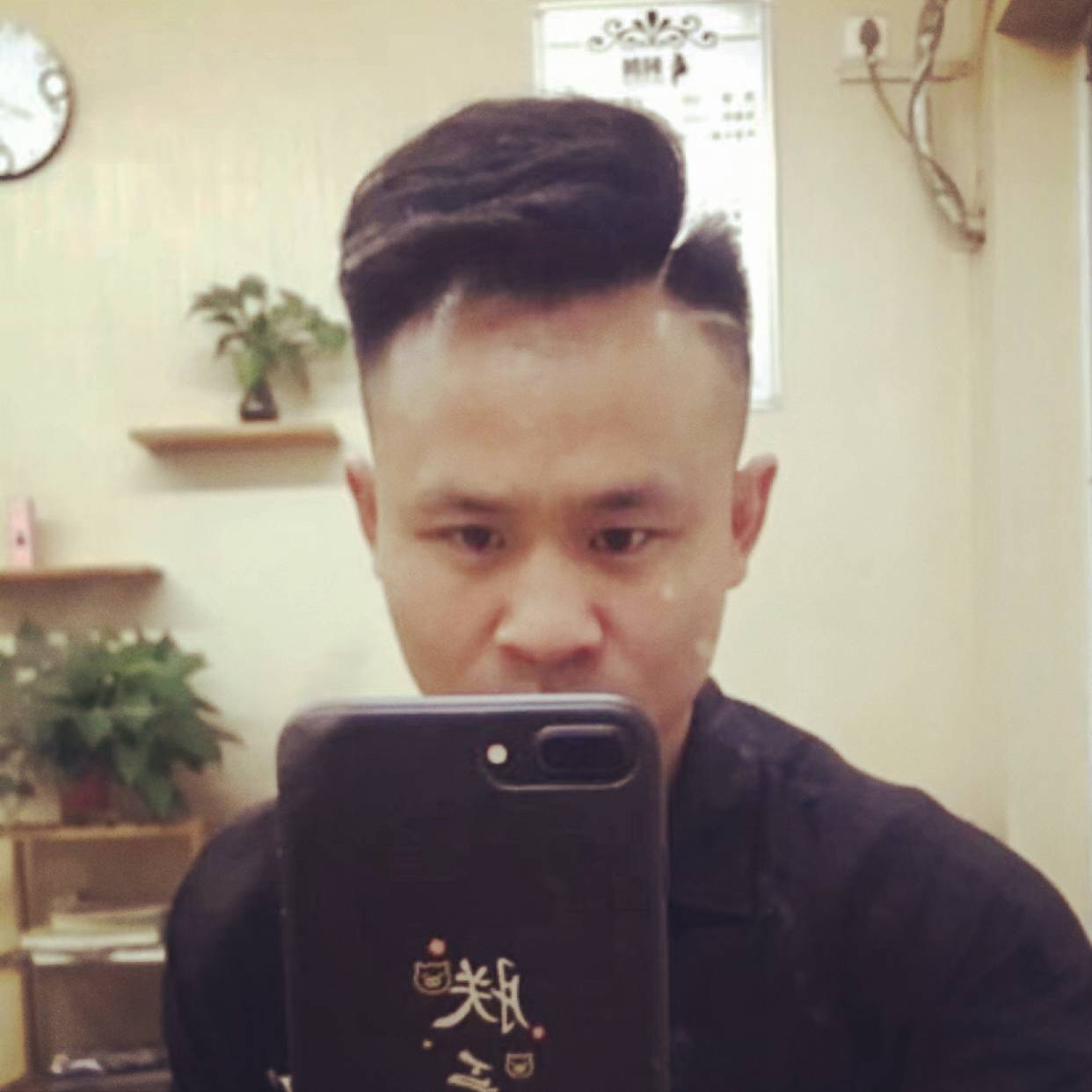 想人陪方老虎的照片