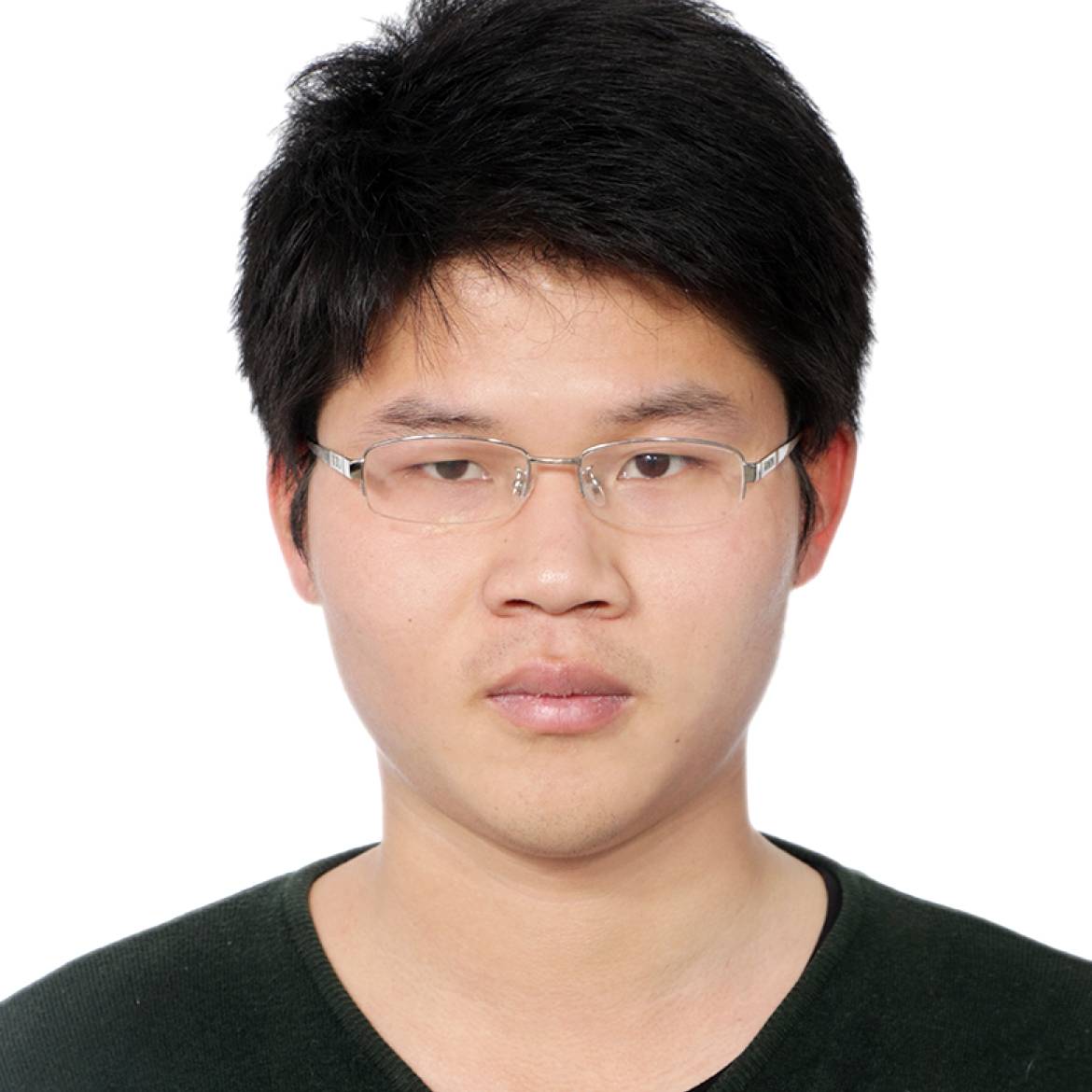 枕头闻无奈的照片