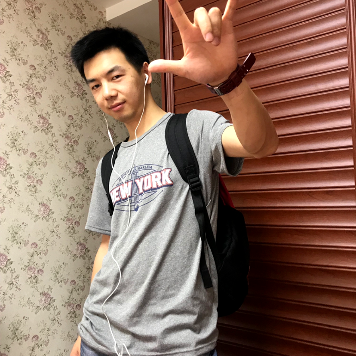 向日葵邂逅执着的照片