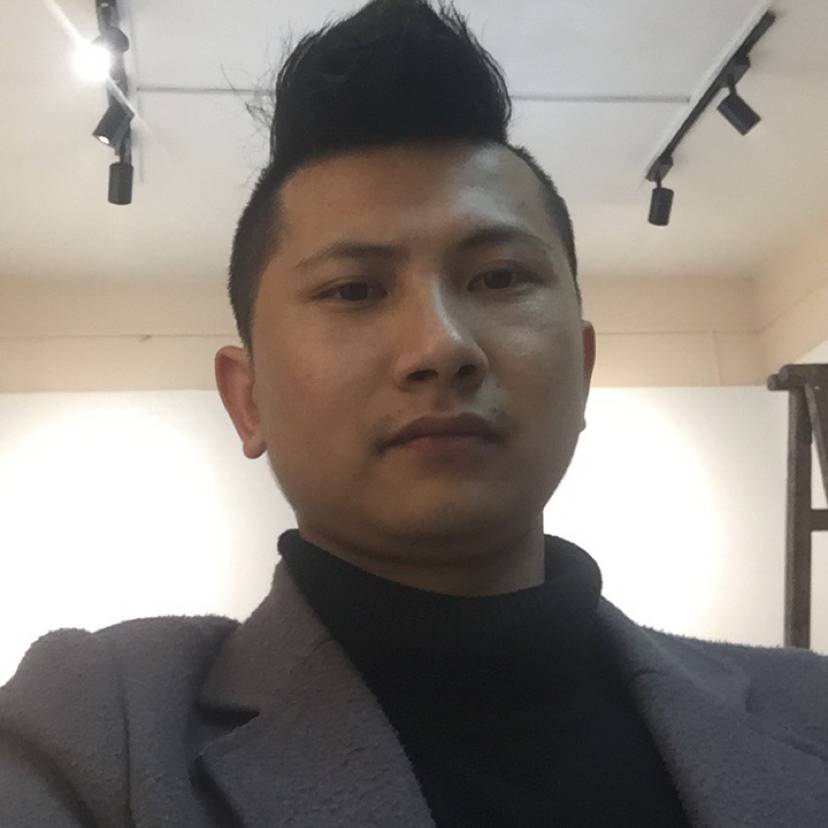 风萧蹙眉无限的照片