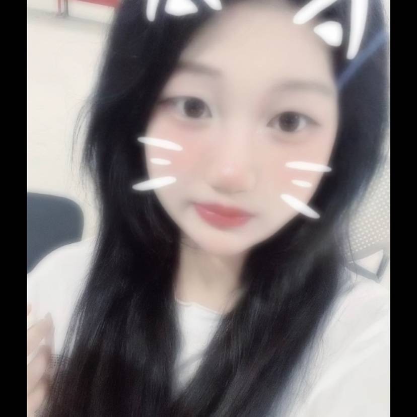 菠萝小婷的照片