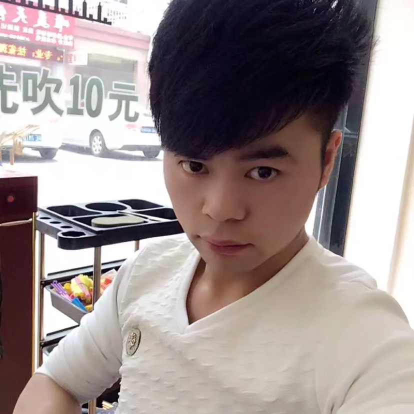 默默就白猫的照片