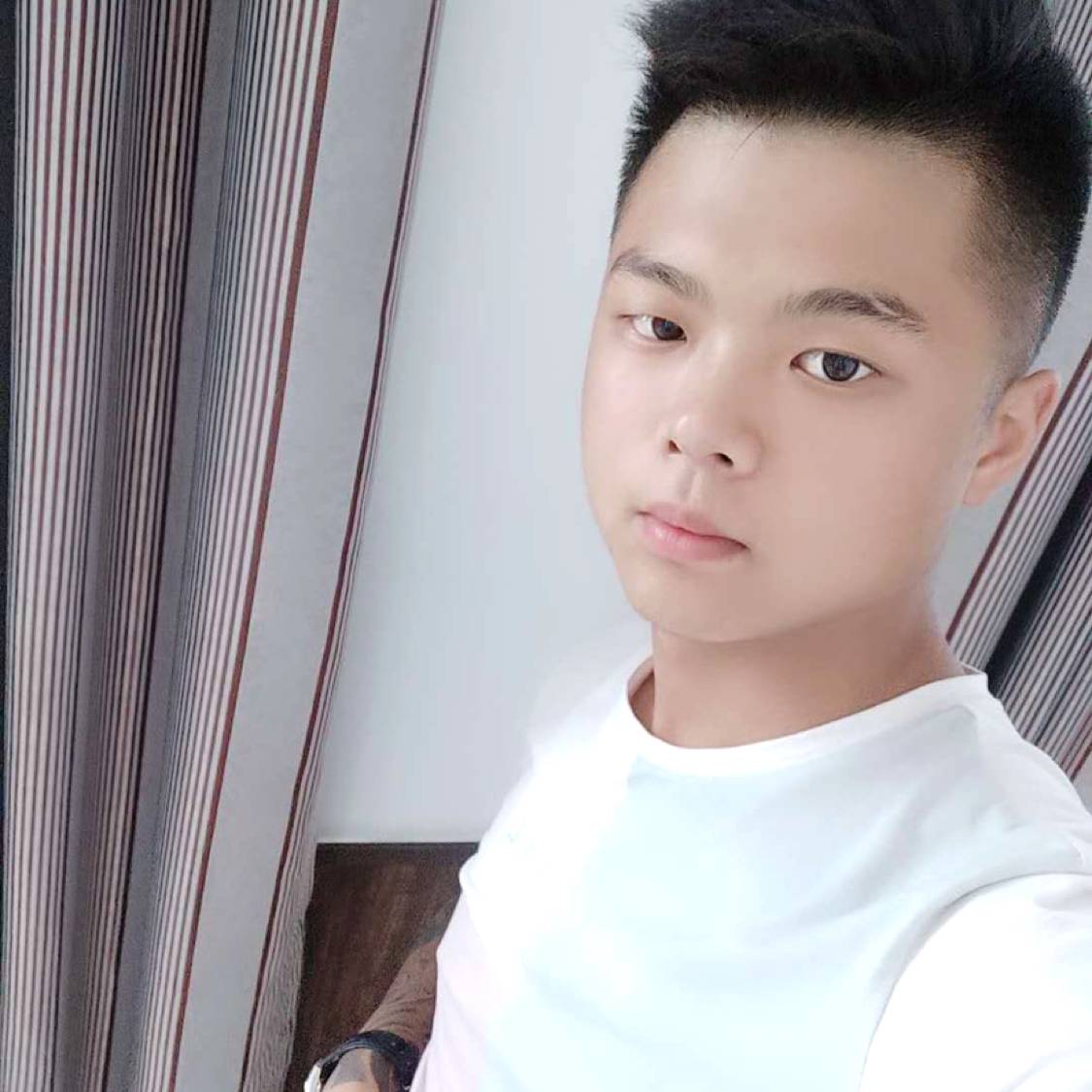 扶我起来,的照片