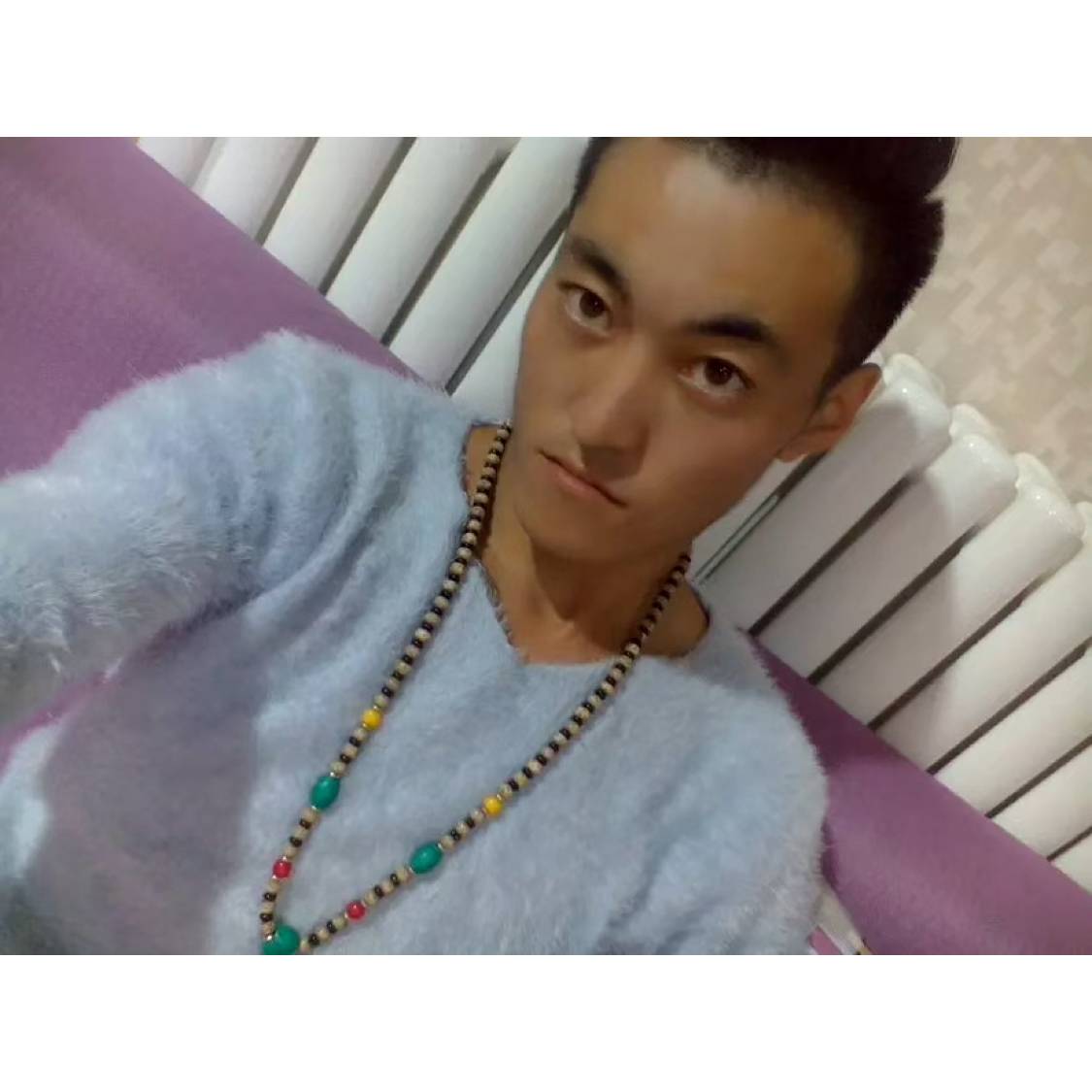 稳重挽手奇迹的照片