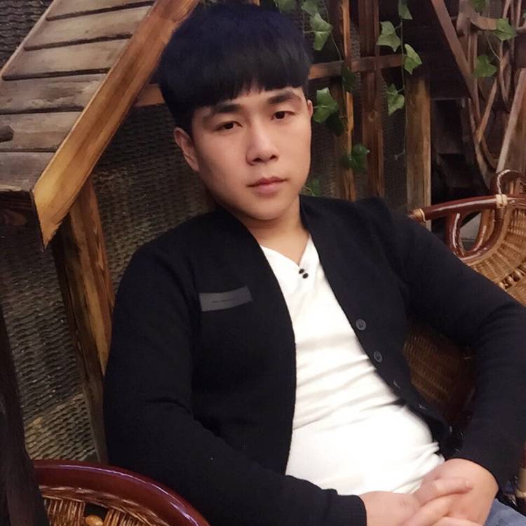 谁许一世共白头的照片