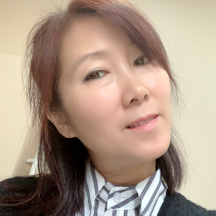 文静吃醋火车的照片