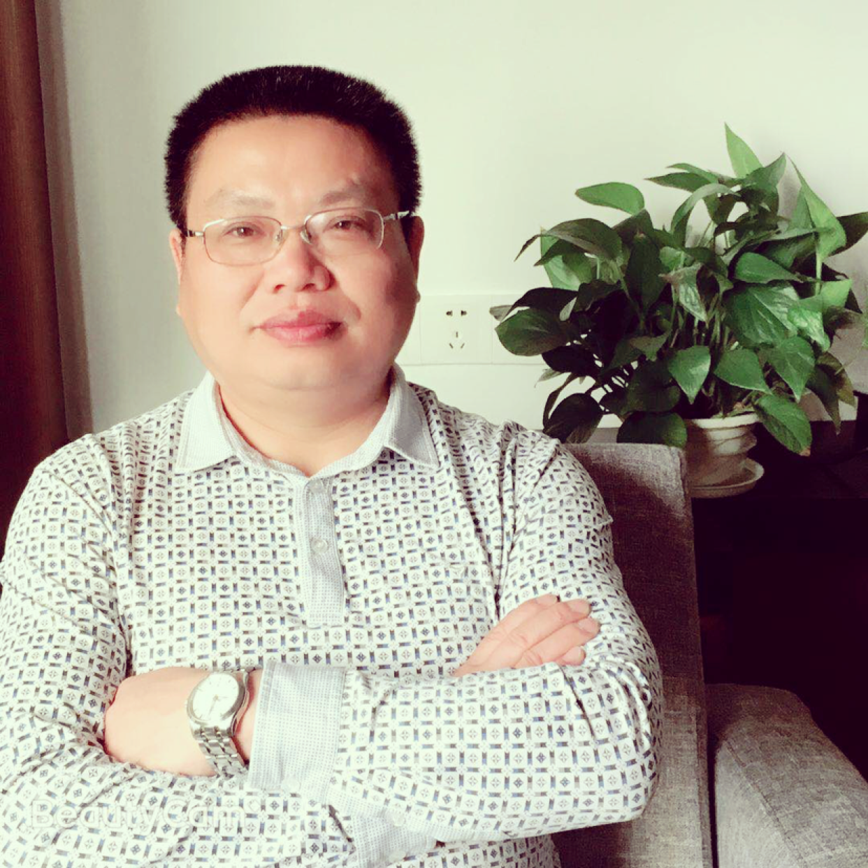 向阳雨披的照片