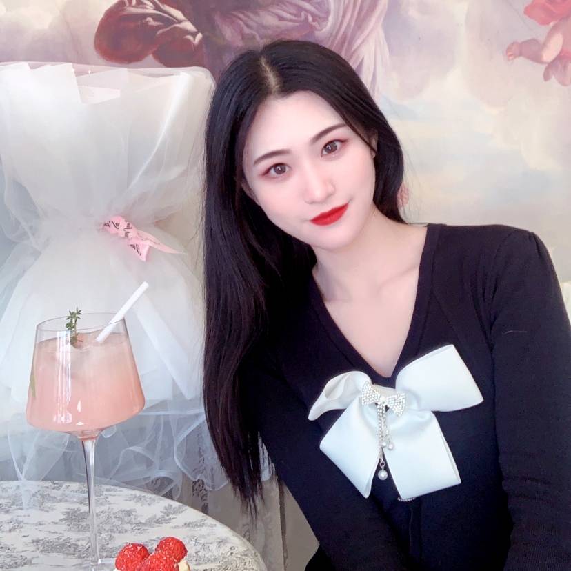 月牙有点甜的照片