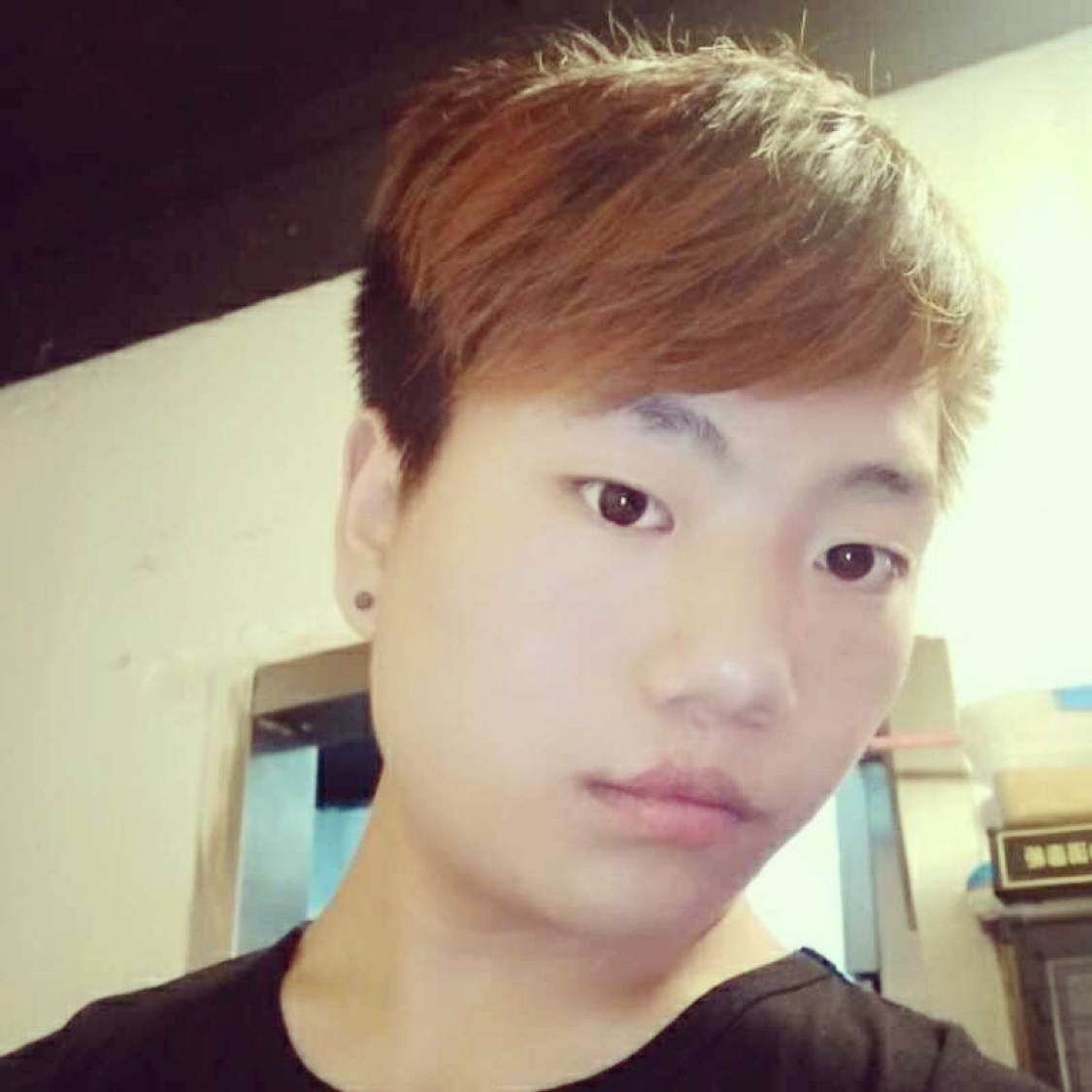 娇气与西装的照片