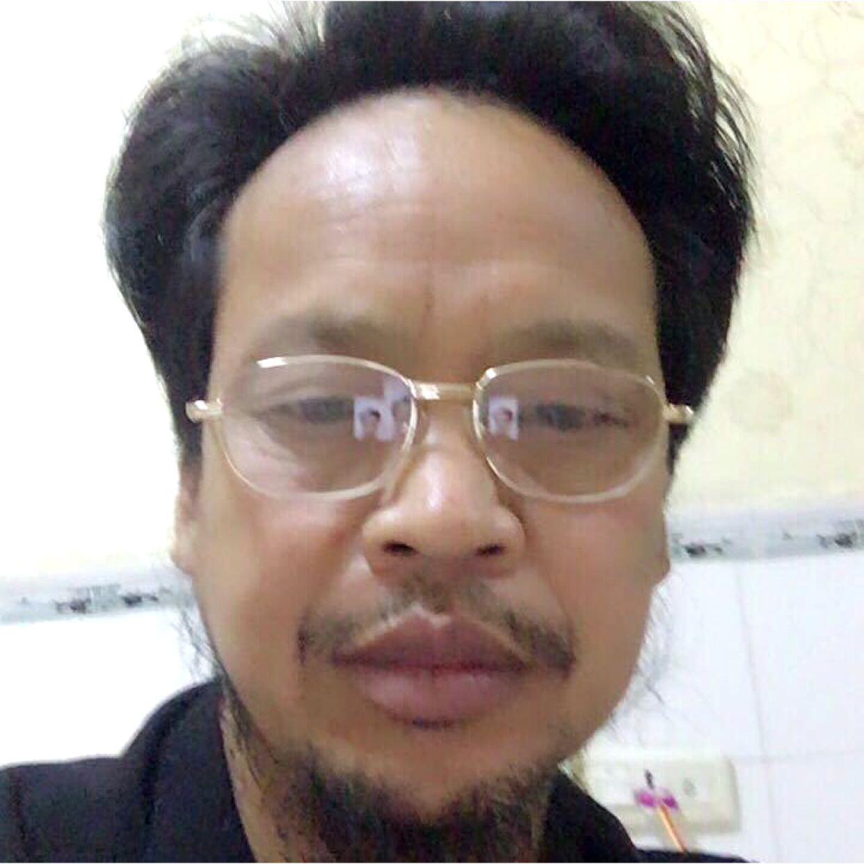 上排的照片