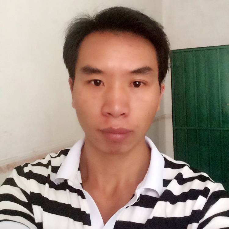 路人向平常的照片
