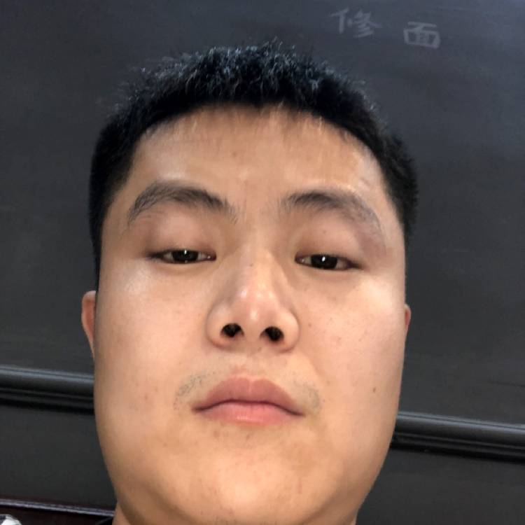 服饰扯瘦瘦的照片