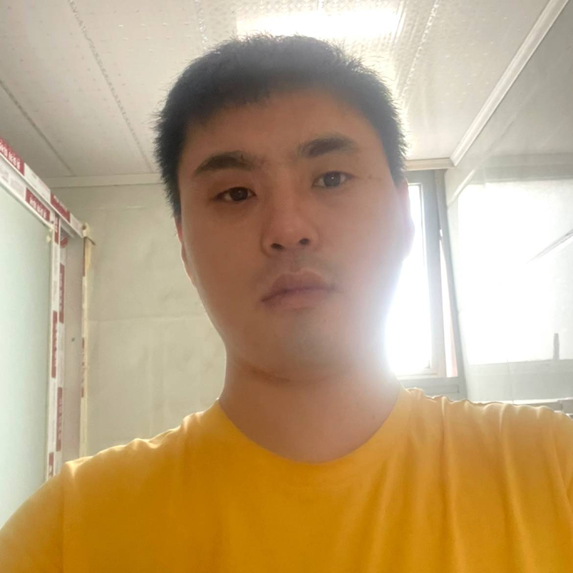 逐风无奈看看的照片