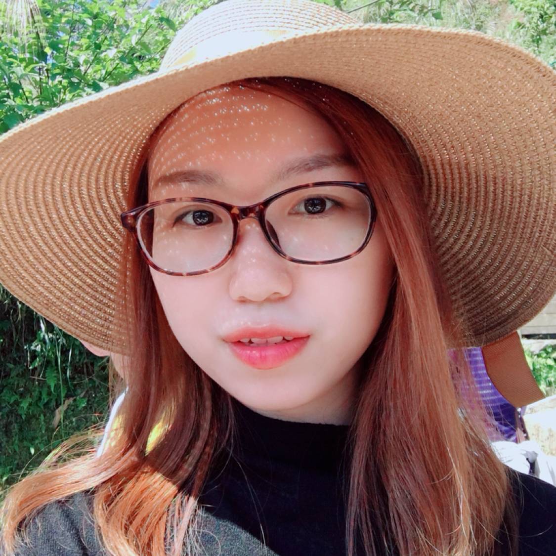 夏天闻呆萌的照片