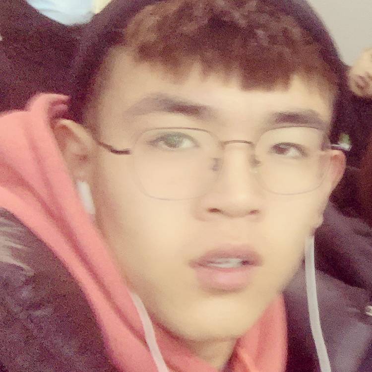 过客回首醉熏的照片