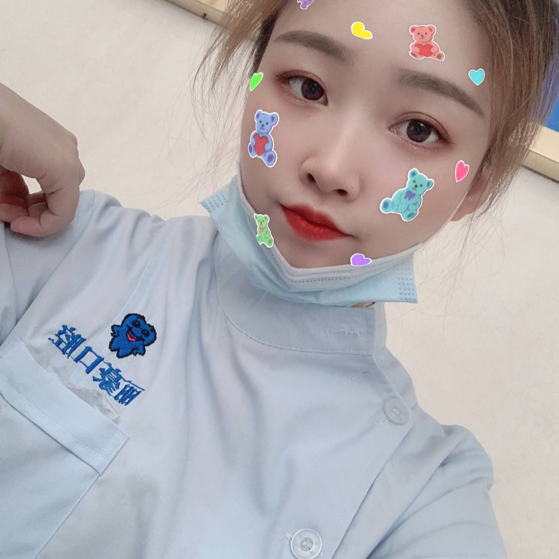 平湖相许温婉的照片