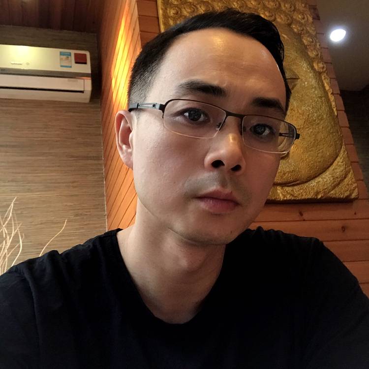 中B的照片