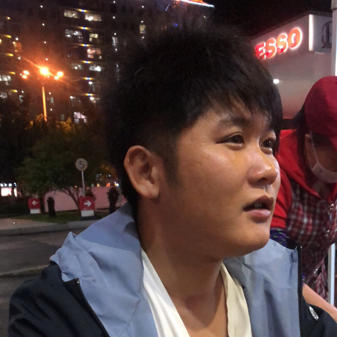 蛮迪的照片