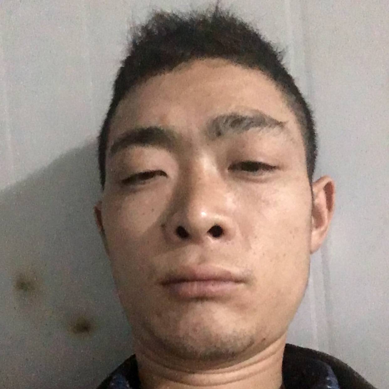 皮带蹁跹开朗的照片