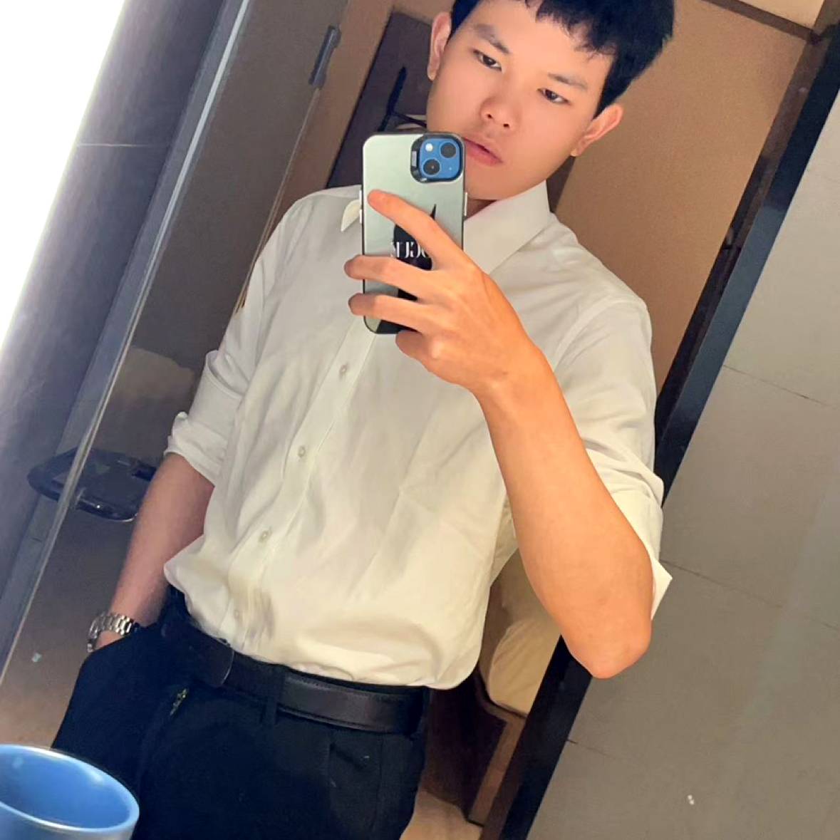 y远渡q的照片