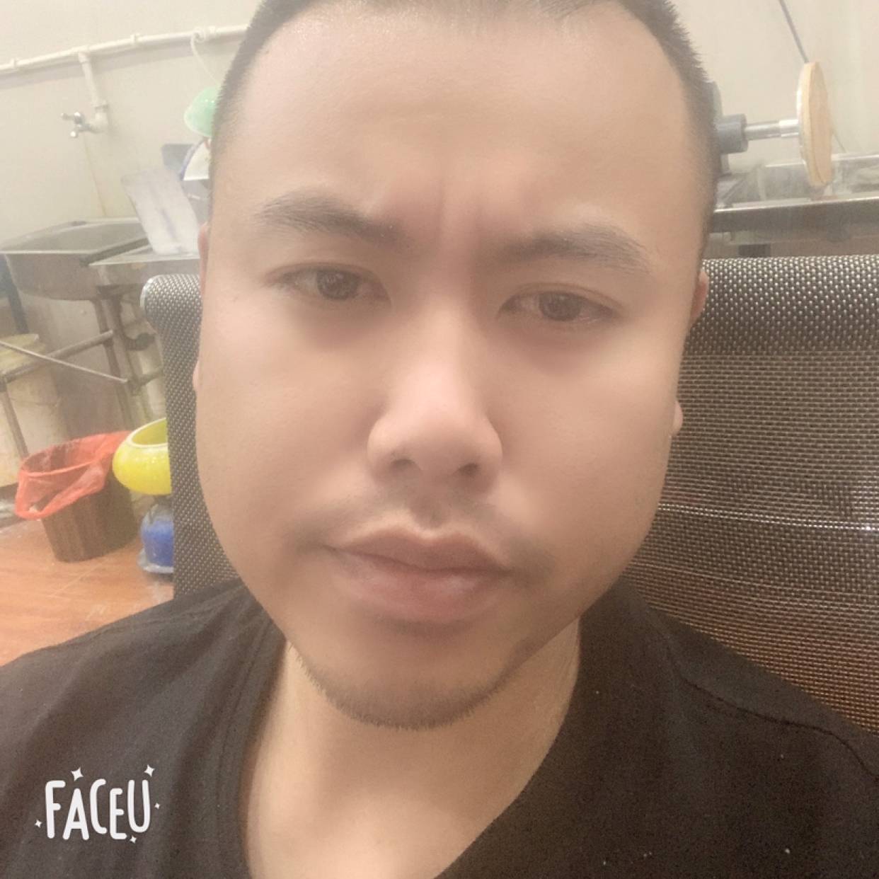 漂亮深拥苗条的照片