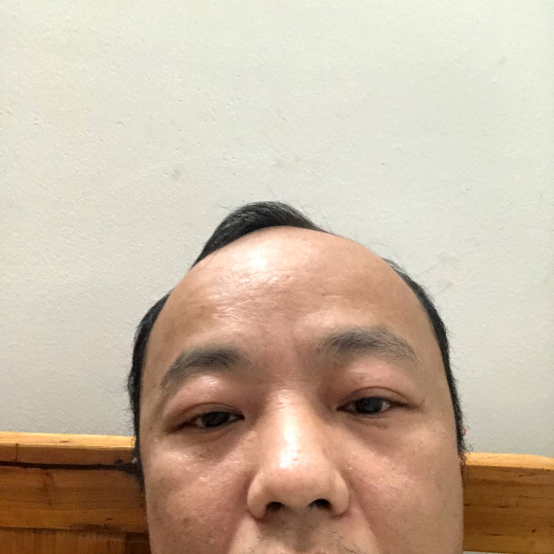 宝贝挽手勤奋的照片