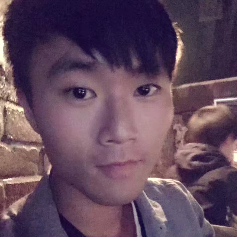 轻松小黑熊的照片