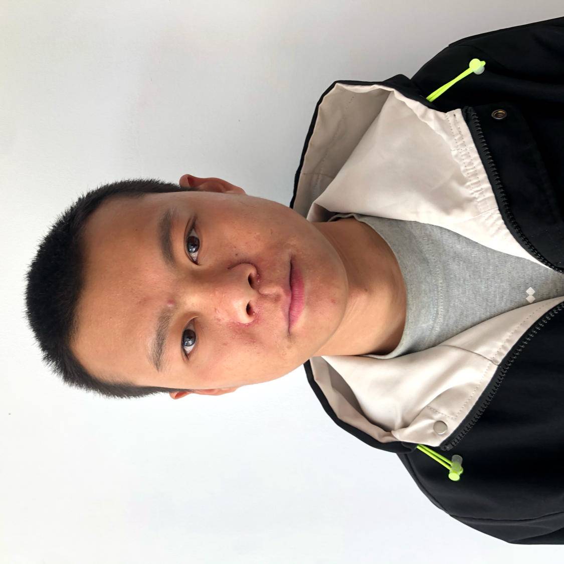 总被坏女人骗的照片