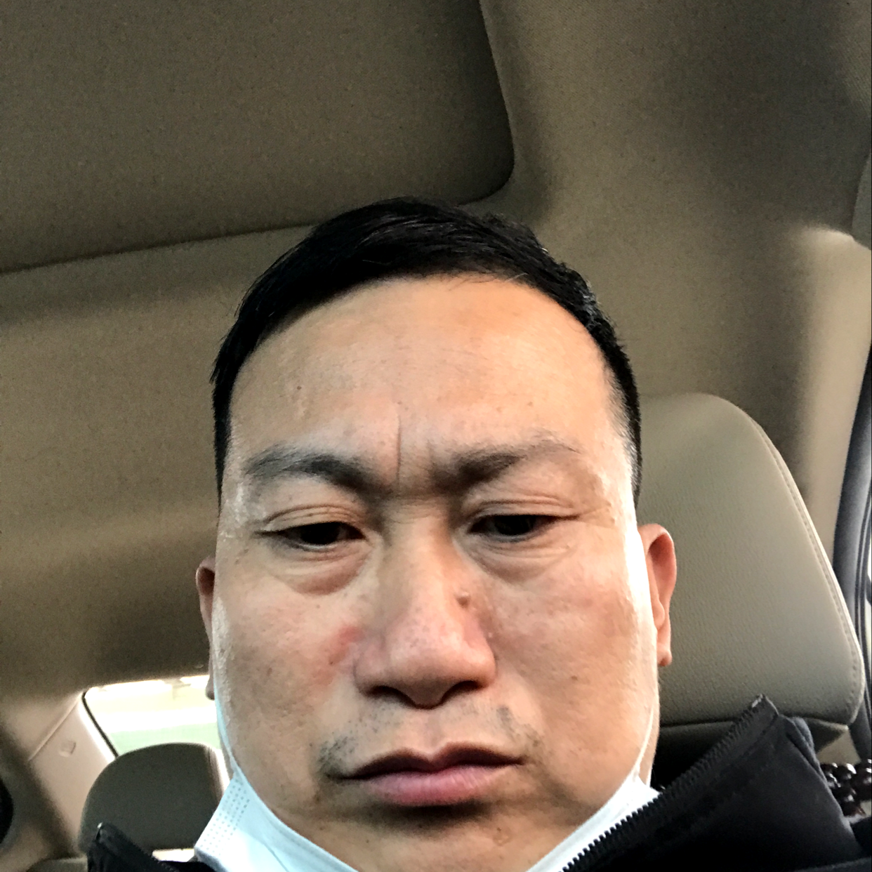 过客笑会撒娇的照片