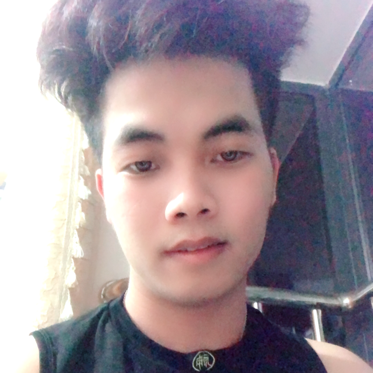 空 白 ¥的照片