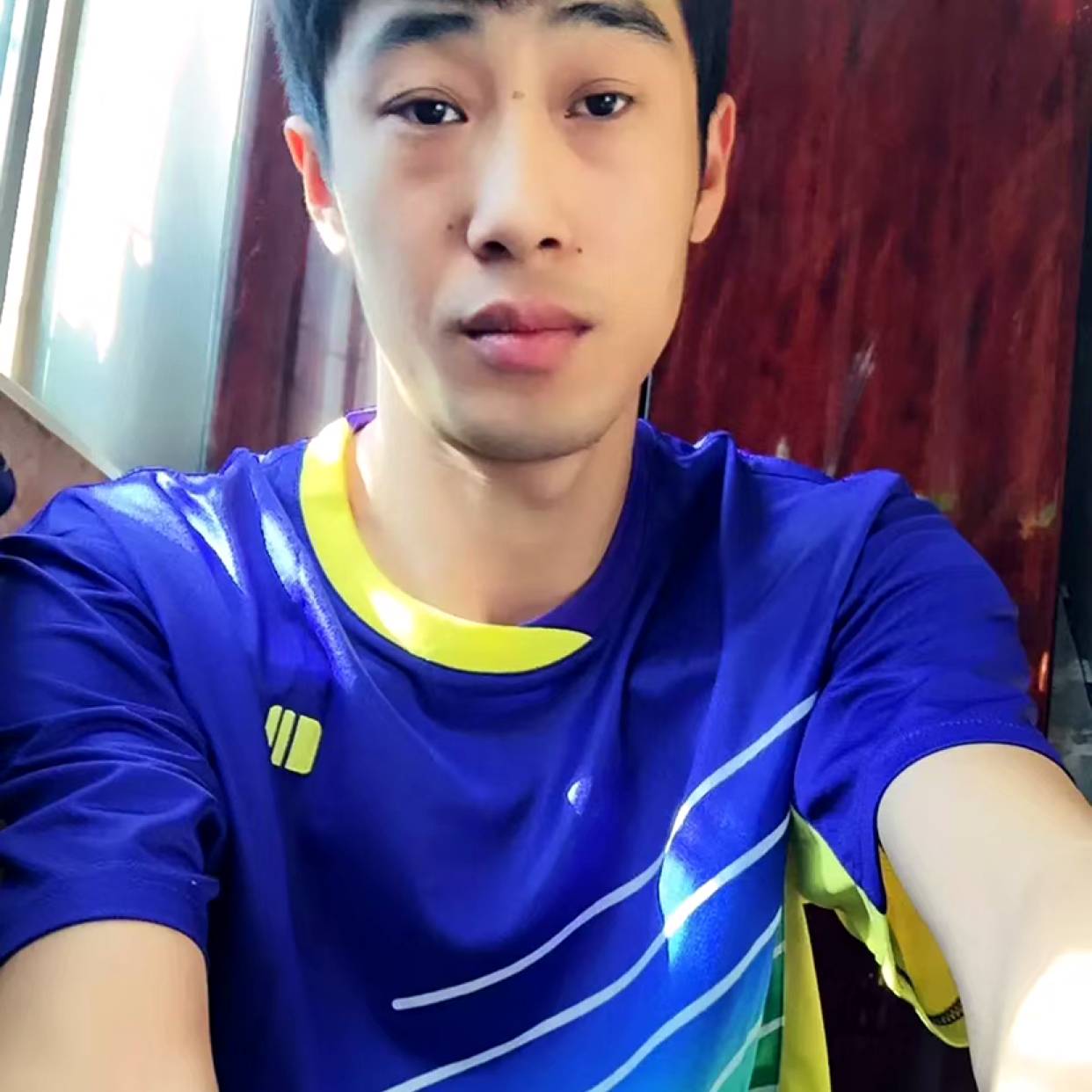 王子帅哥的照片