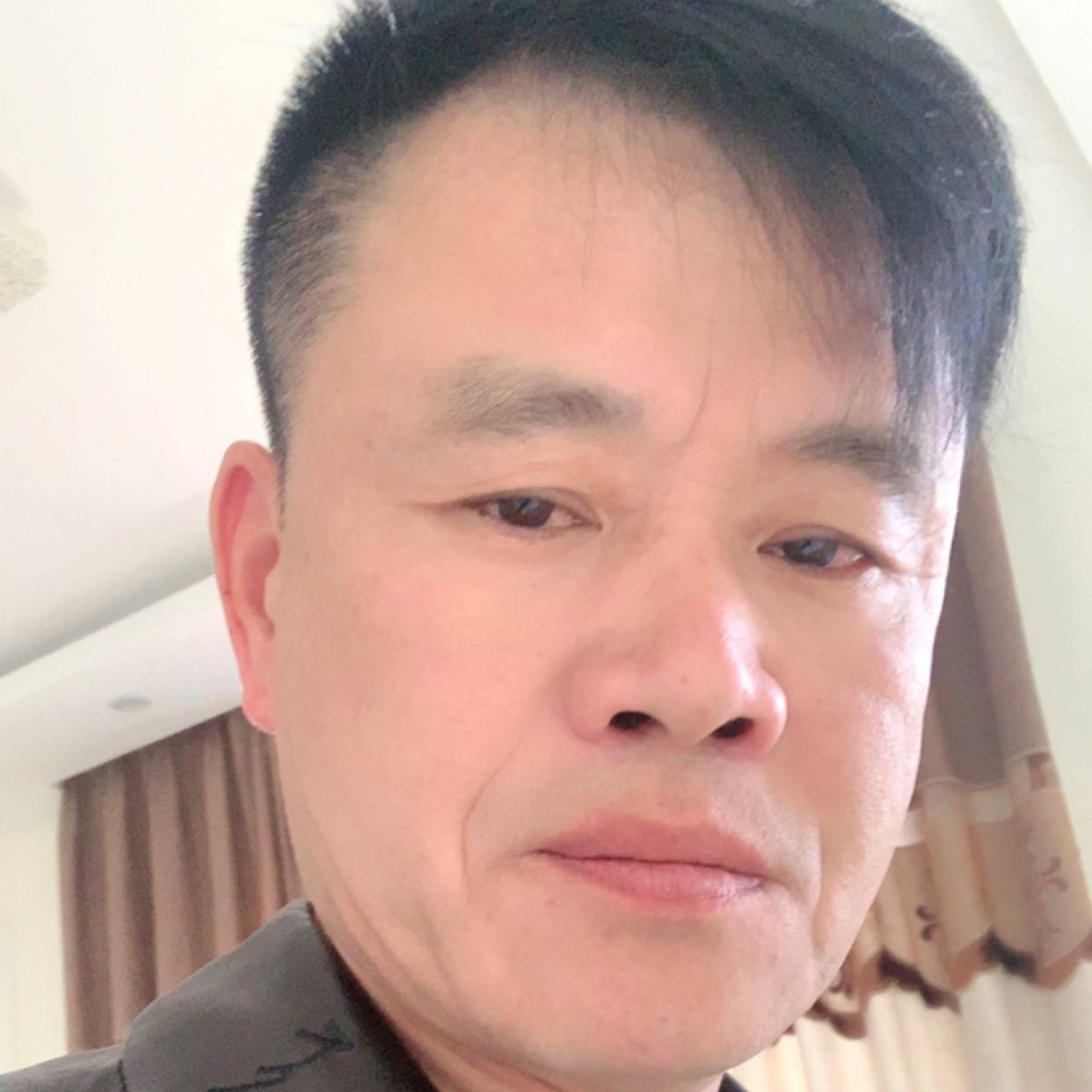 温婉鲜花唐少的照片