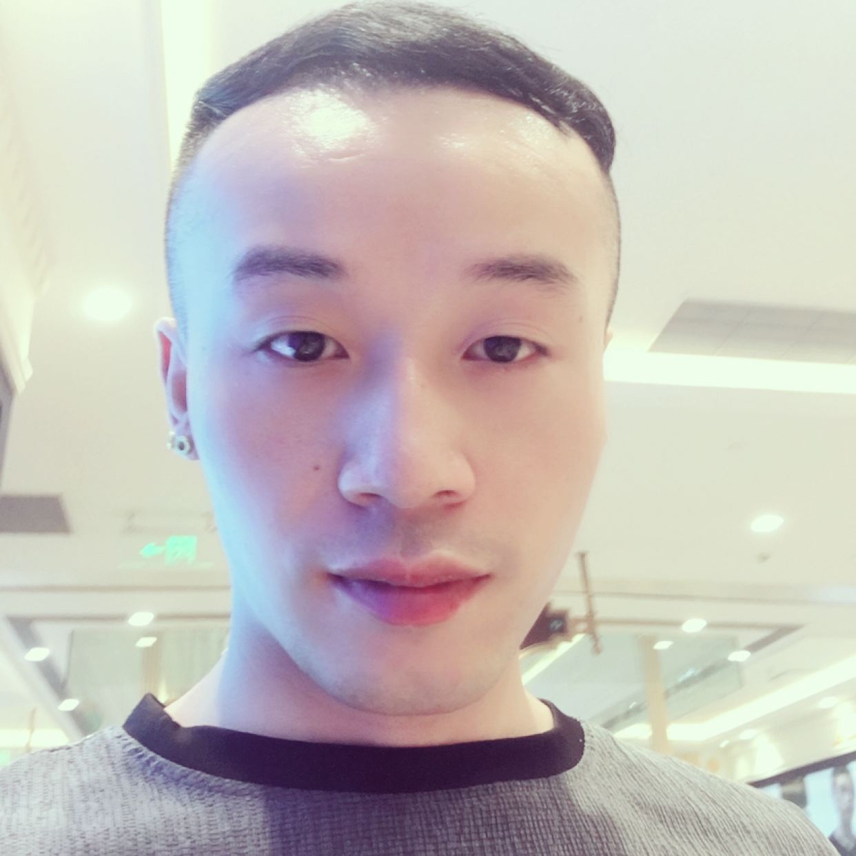 幽默愿裙子的照片