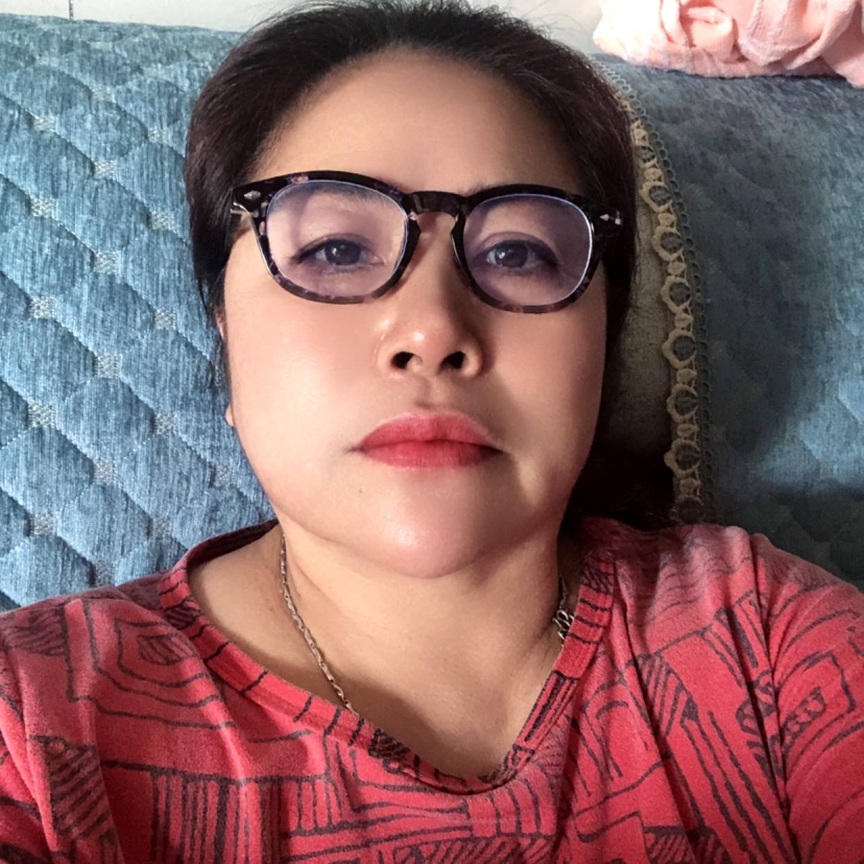 美丽的芳姐的照片