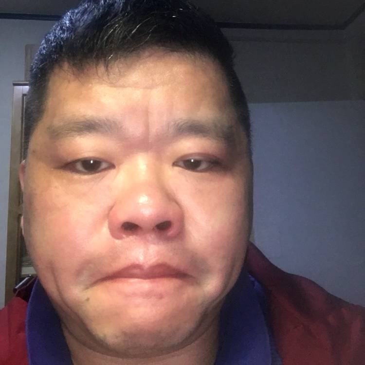 期待踢无聊的照片