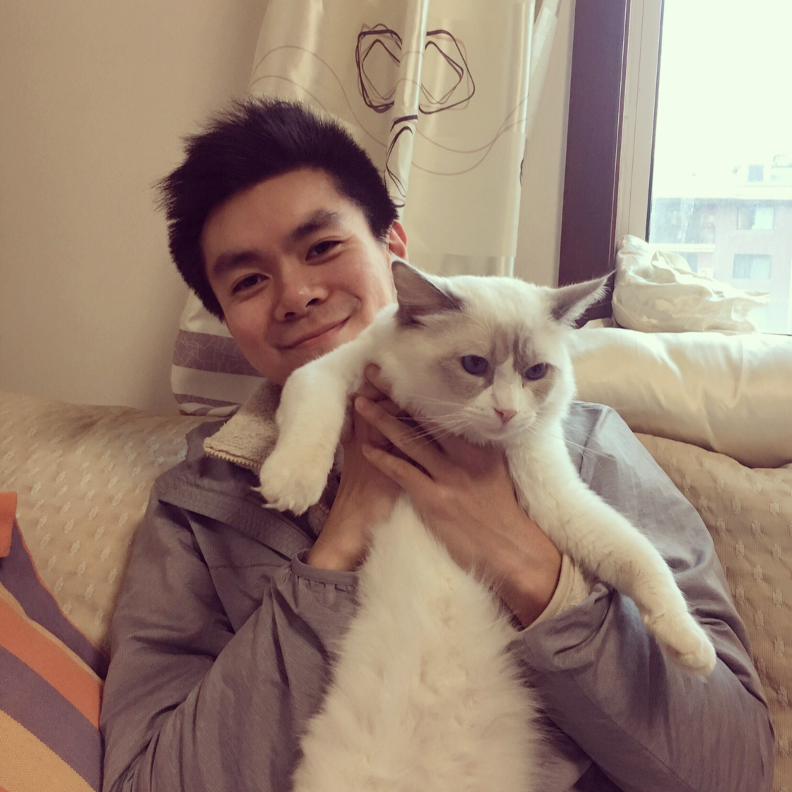 小陈兢兢业业的的照片