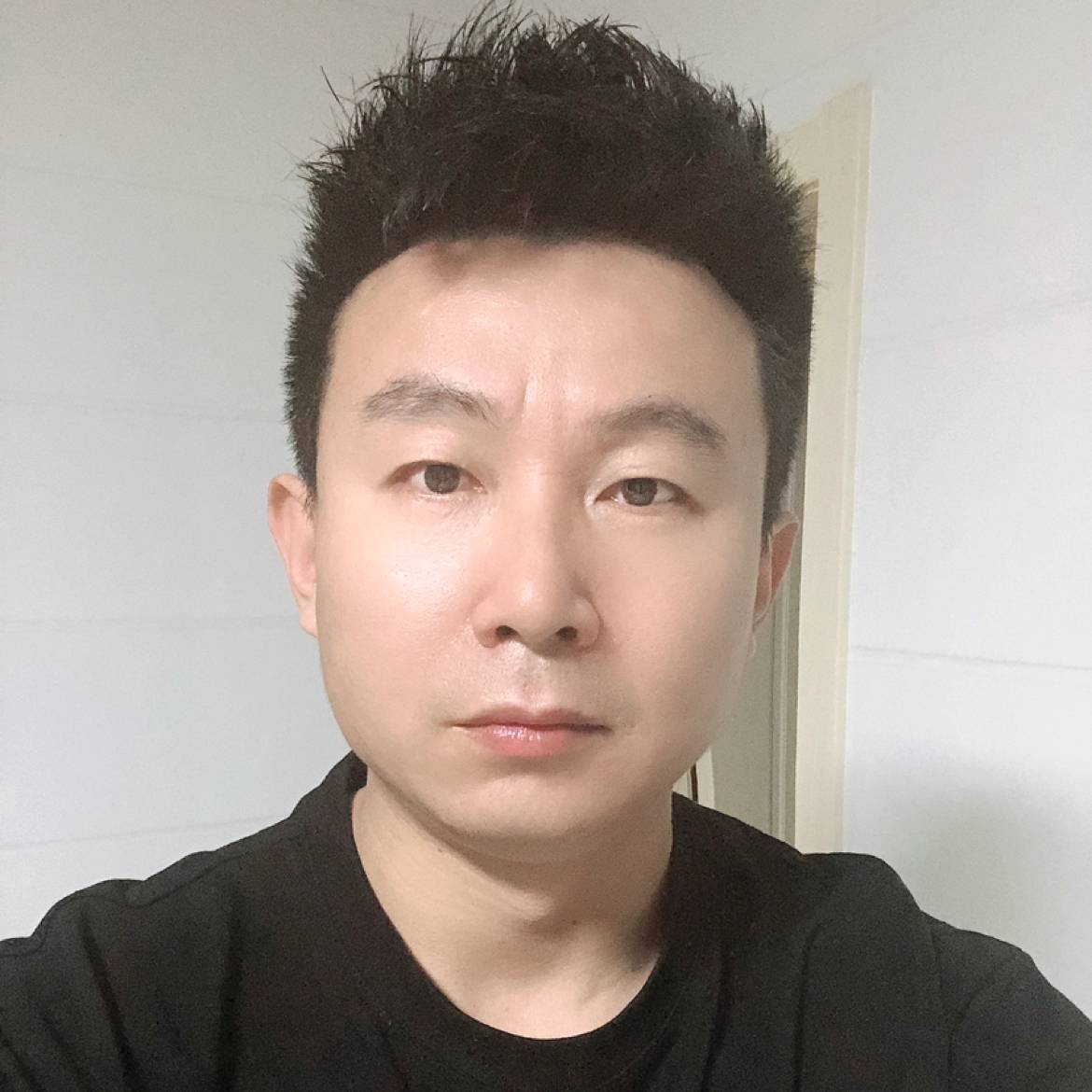 行走木偶人的照片