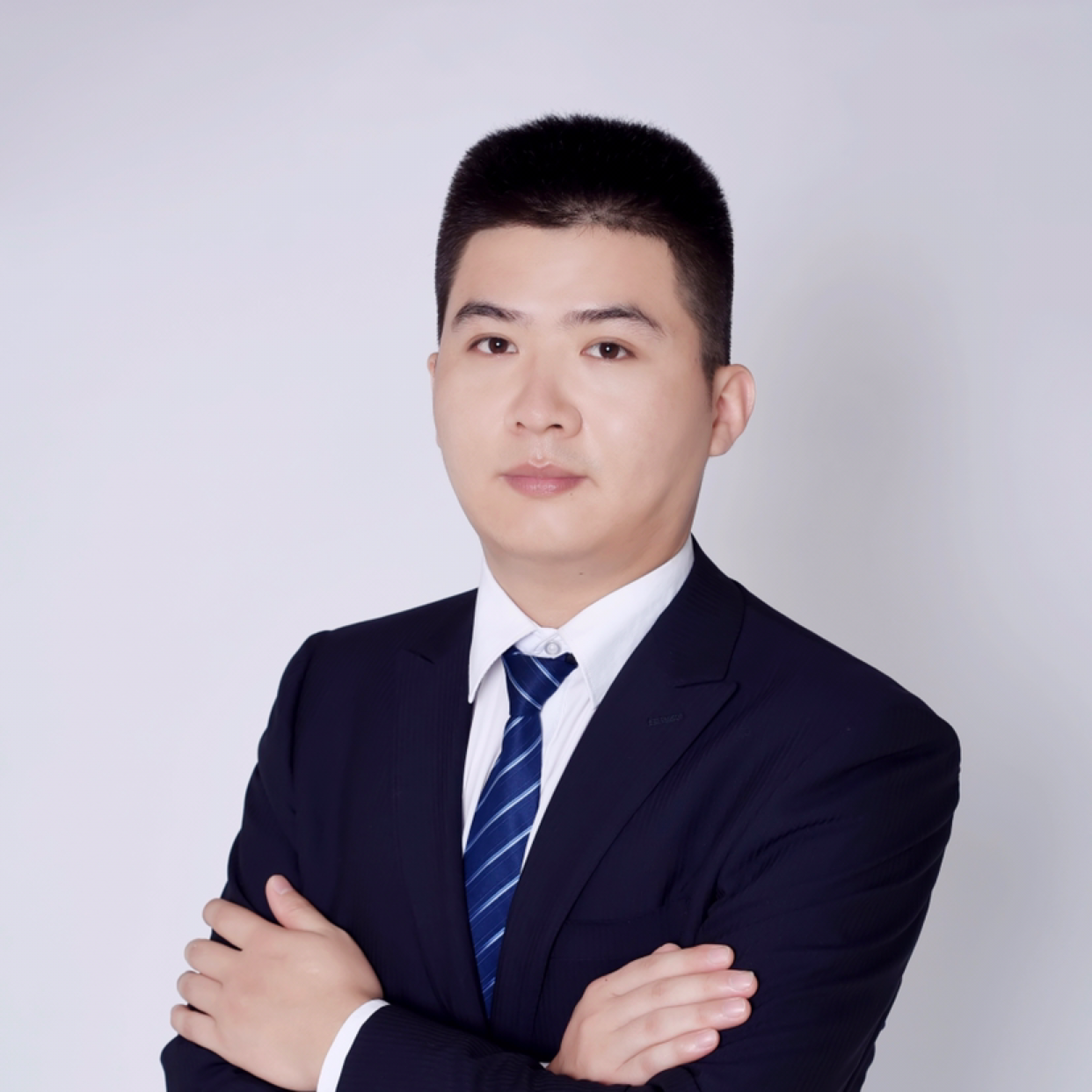 东人安的照片