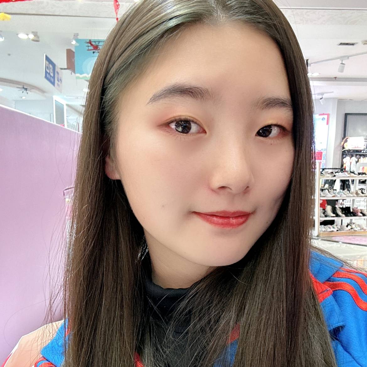 幸运少女的照片