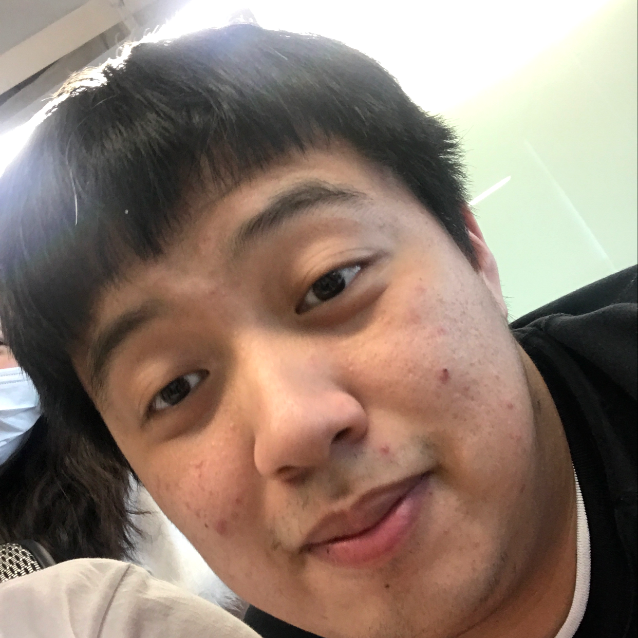 甜蜜挽手星月的照片